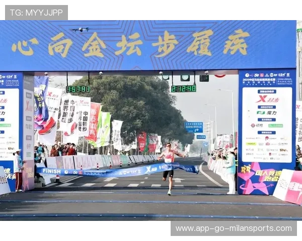 全民健身：城市马拉松报名人数创新高，赛道优化受好评，城市马拉松比赛